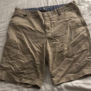 Nike Tan Flat Front Golf Shorts Lightweight Casual Wear